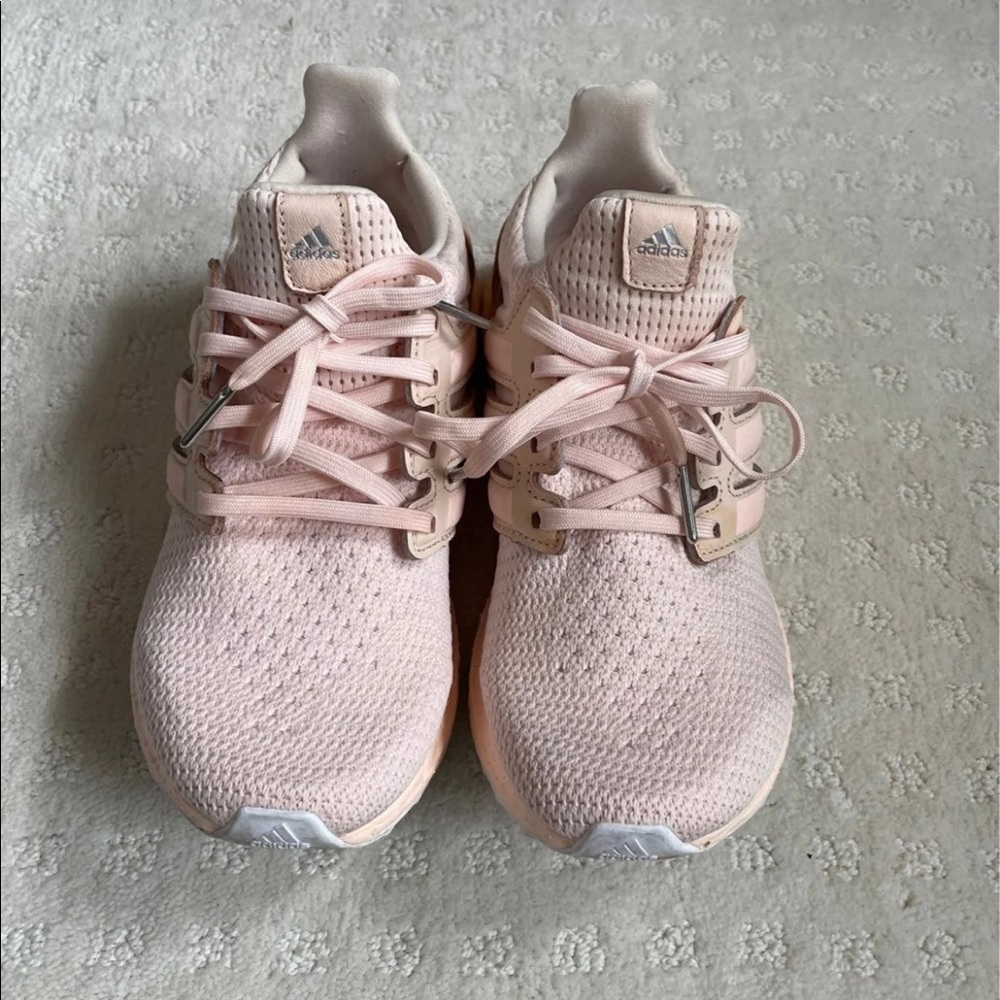 Women’s Adidas Ultraboost Size 6.5